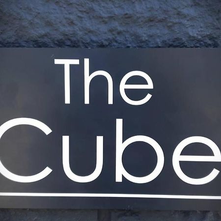 The Cube At No. 21. Modern & Stylish Getaway. Apartment Ilfracombe Ngoại thất bức ảnh